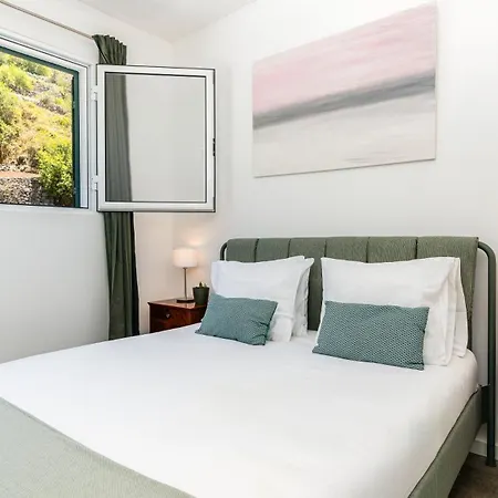 Modern Tropical Hideaway By Lovelystay