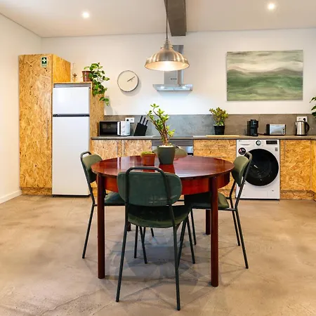 Апартаменты Modern Tropical Hideaway By Lovelystay Понта-ду-Сол