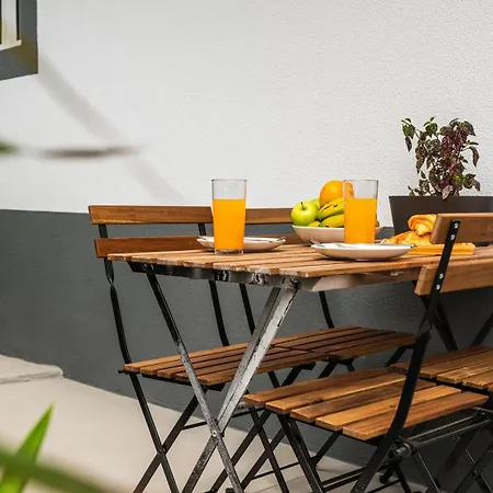 公寓 Modern Tropical Hideaway By Lovelystay