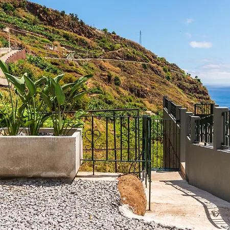 Modern Tropical Hideaway By Lovelystay Ponta do Sol (Madeira)