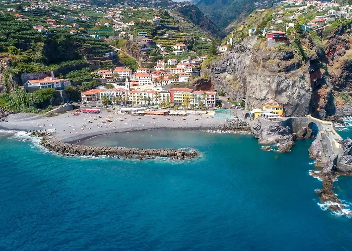 Modern Tropical Hideaway By Lovelystay Ponta do Sol (Madeira)